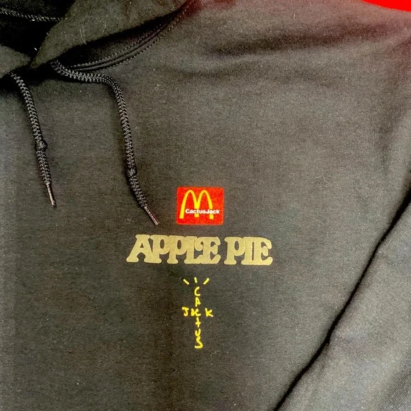 コラボ★Travis Scott x McDonald's★アップルパイ パーカー コラボ☆Travis Scott x McDonald's☆アップルパイ パーカー
